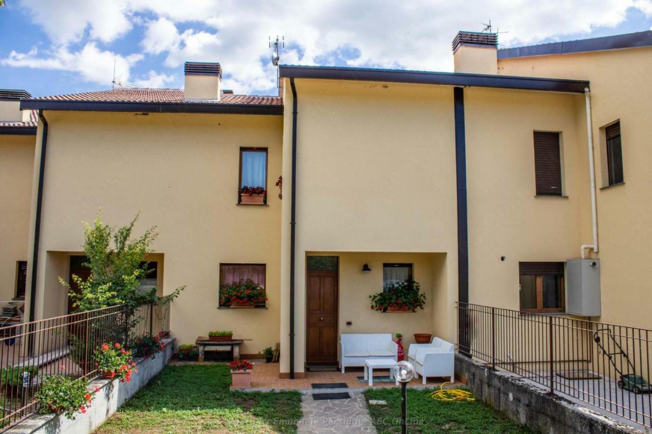 Casa Vacanze Nonna Angela Norcia Esterno foto